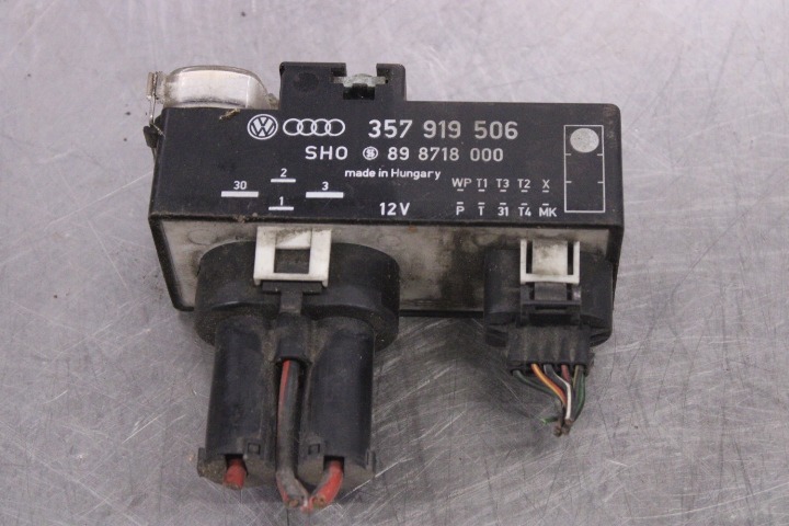 Coolant fan relay