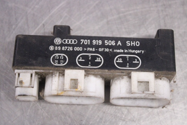 Coolant fan relay