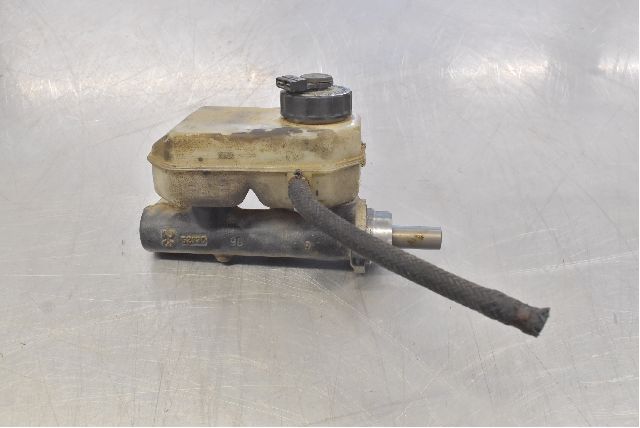 Bremse hovedcylinder MERCEDES-BENZ T1/TN Box Body/Estate