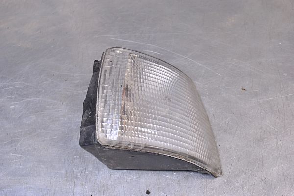 clignotant avant VW PASSAT Estate (3A5, 35I)