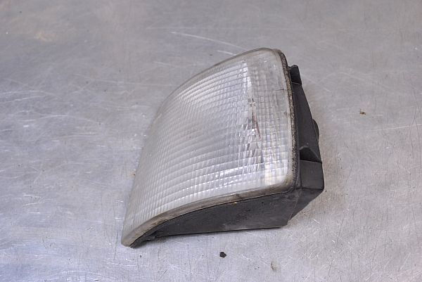 clignotant avant VW PASSAT Estate (3A5, 35I)
