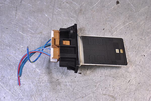 Varmemodstand NISSAN ALMERA II Hatchback (N16)