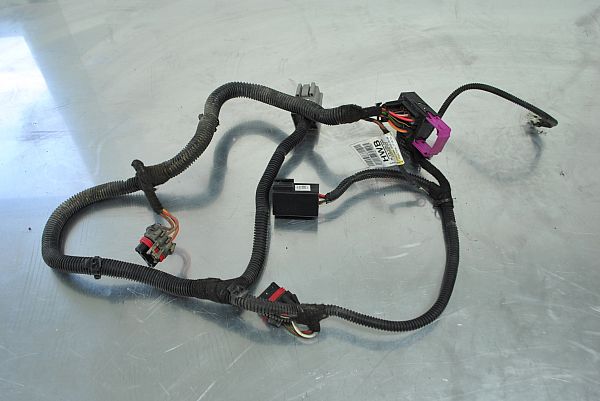 Coolant fan relay