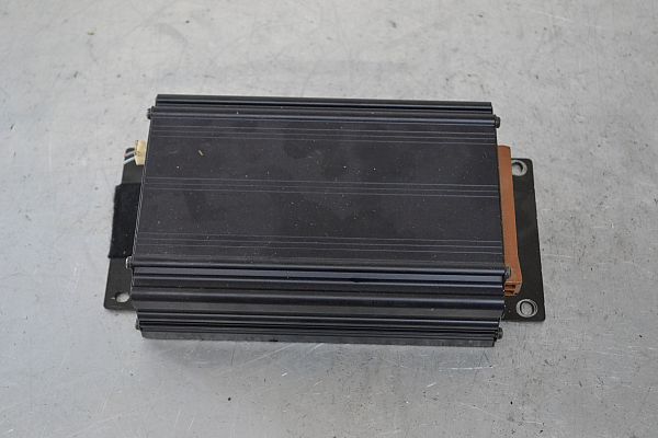 Sound amplifier