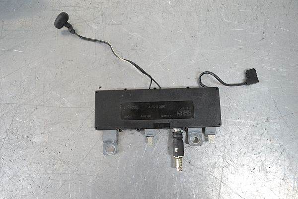 amplificateur d'antenne SAAB 9-5 (YS3E)