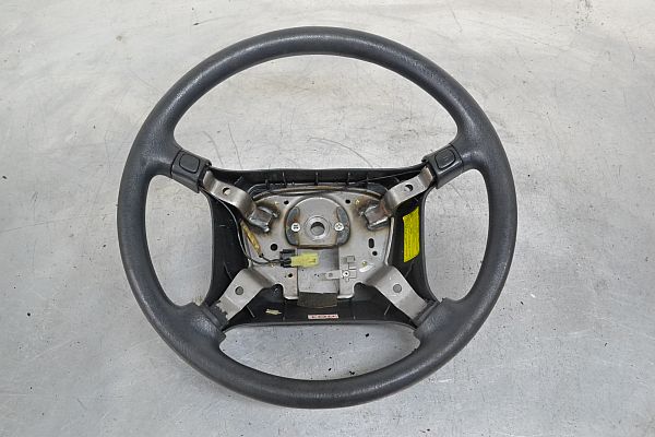 Steering wheel - airbag type (airbag not included) HYUNDAI SONATA Mk II (Y-3)