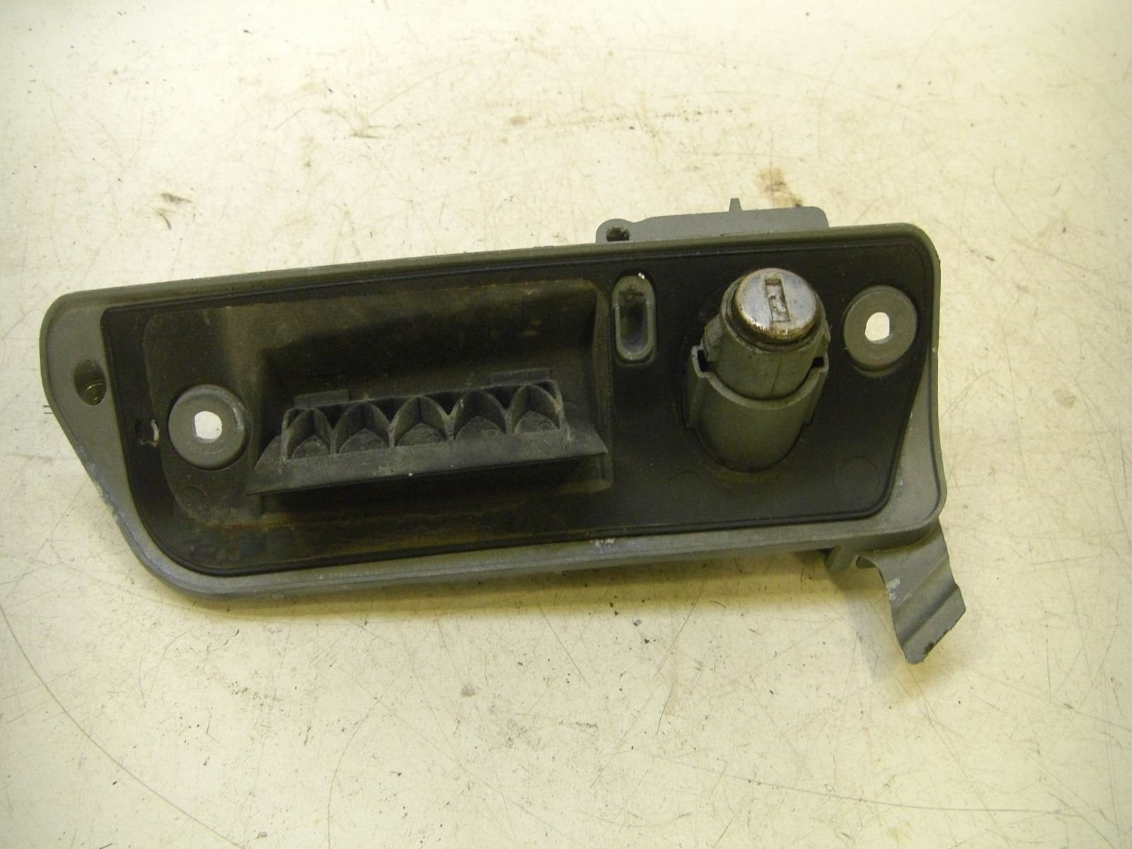 Handtak ytre BMW 2.5-3.2 Coupe (E9)
