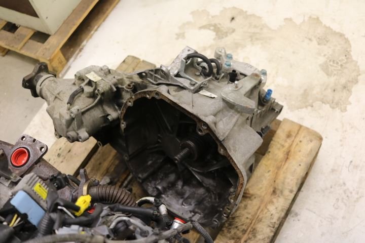 Schaltgetriebe BMW 2500-3.3 (E3)