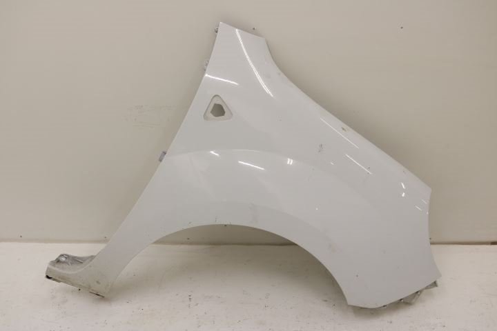 Błotnik przedni prawy BMW 3 (E36)