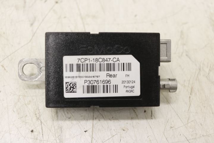 Wzmacniacz antenowy OPEL CORSA D (S07)