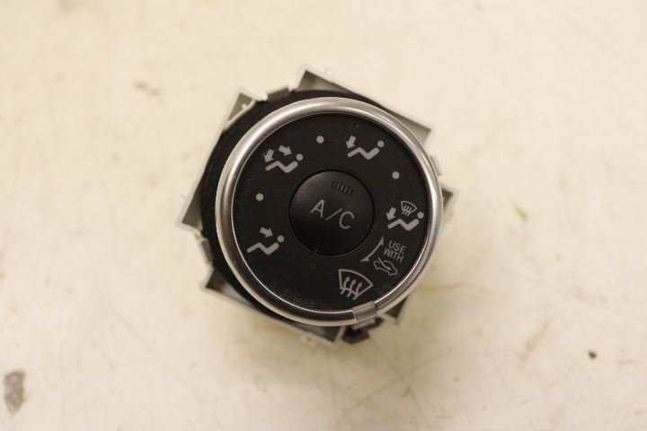Aircondition boks BMW 6 (E24)