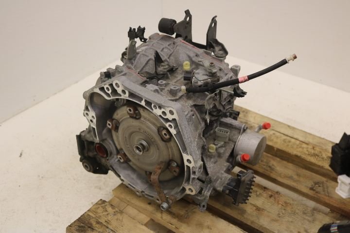Girkasse automat VW SANTANA (32B)