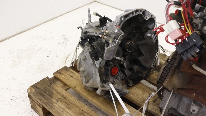 Schaltgetriebe ALFA ROMEO 75 (162B_)