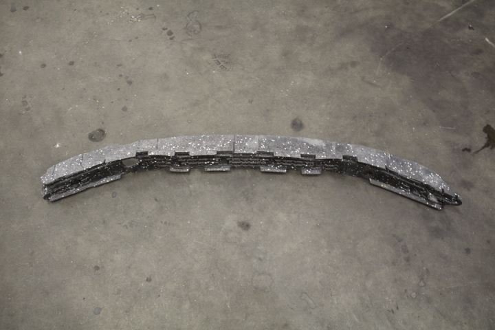 Front bumper foam support bar