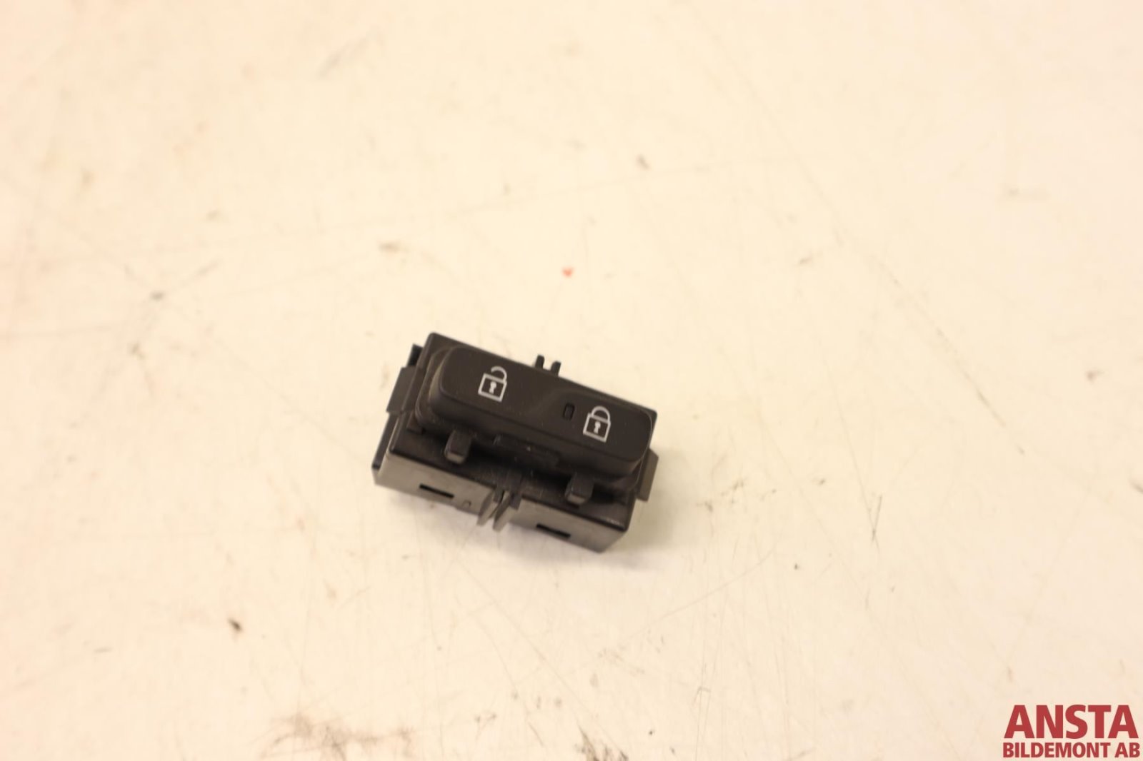 Switch - door PIAGGIO PORTER Box