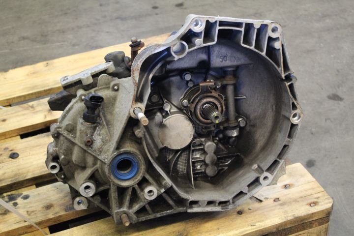 Gearkasse manuel MERCEDES-BENZ HECKFLOSSE (W111, W112)