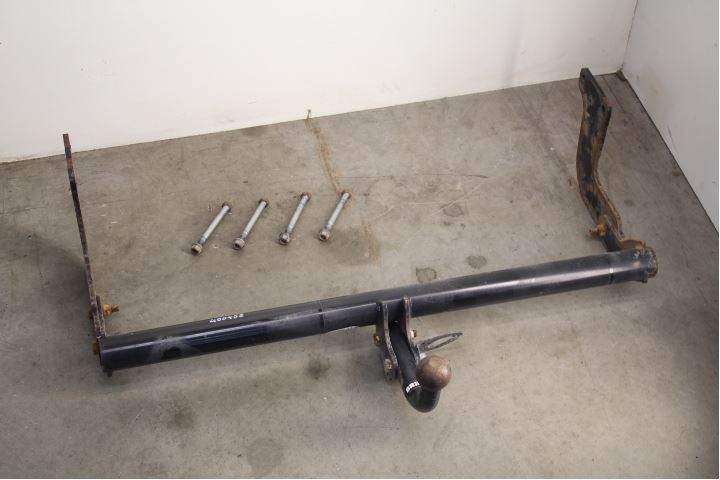 Anhængertræk AUDI 80 (80, 82, B1)