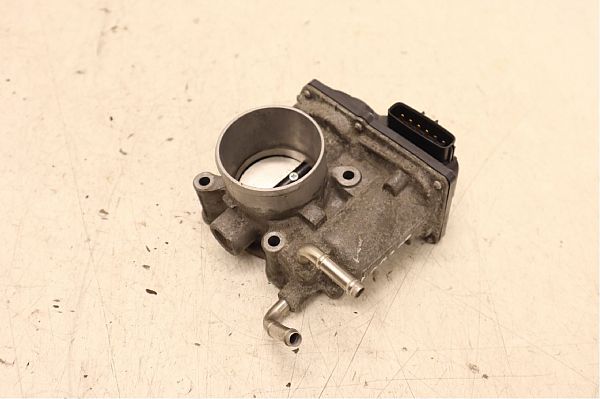 Throttle body VW SANTANA (32B)