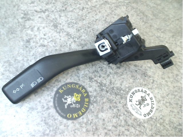 Blinkerschalter SKODA OCTAVIA II Combi (1Z5)