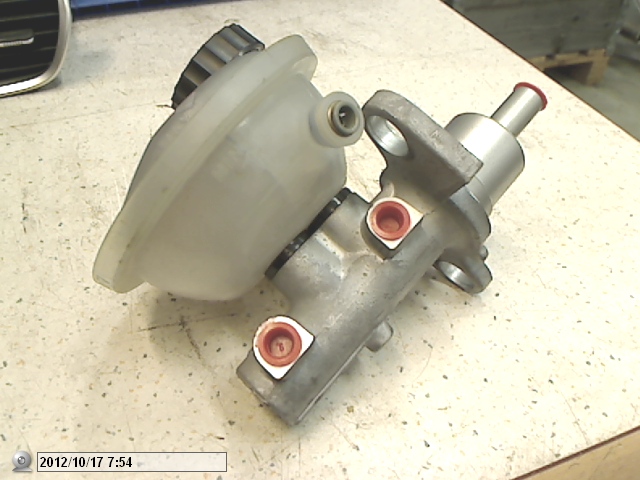 Maître-cylindre de frein PORSCHE 911 (997)
