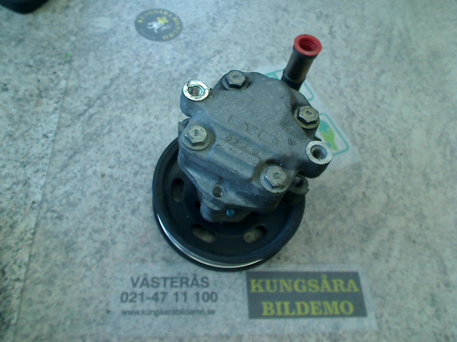 Power steering pump VW CADDY Mk II (9K9A)