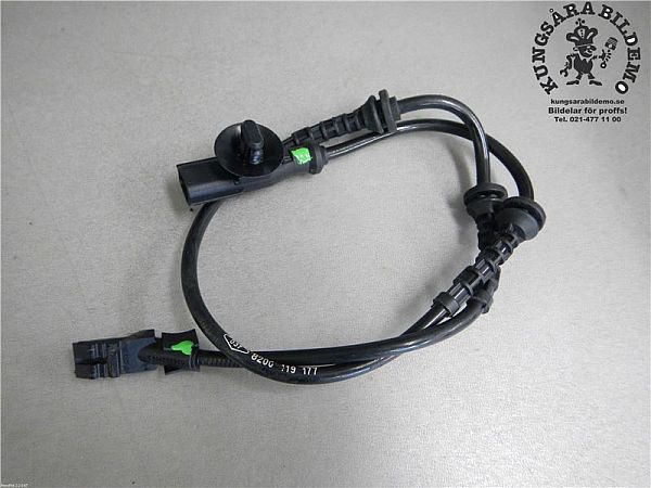 ABS Sensor RENAULT CLIO III (BR0/1, CR0/1)
