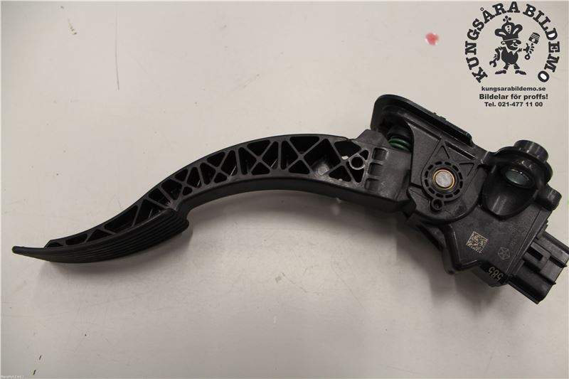 Accelerator pedal FIAT FREEMONT (345_)