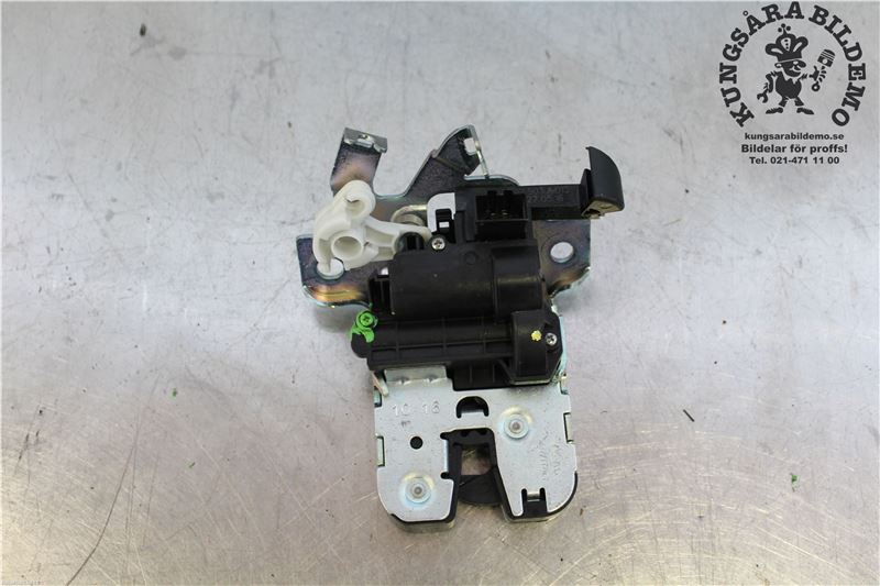Tailgate boot lock motor