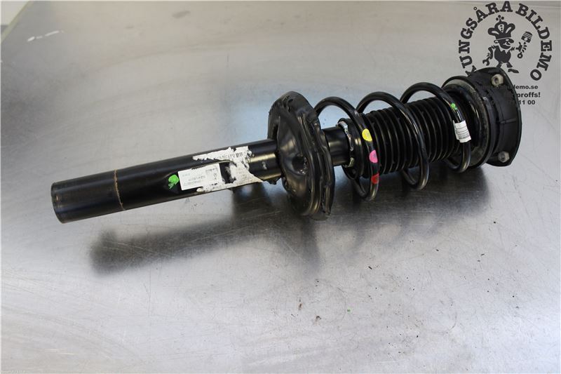5Q0413023FP : Veerpoot voor en Schokbreker voor - Autoparts24