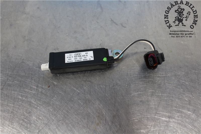 Wzmacniacz antenowy AUDI Q7 (4LB)