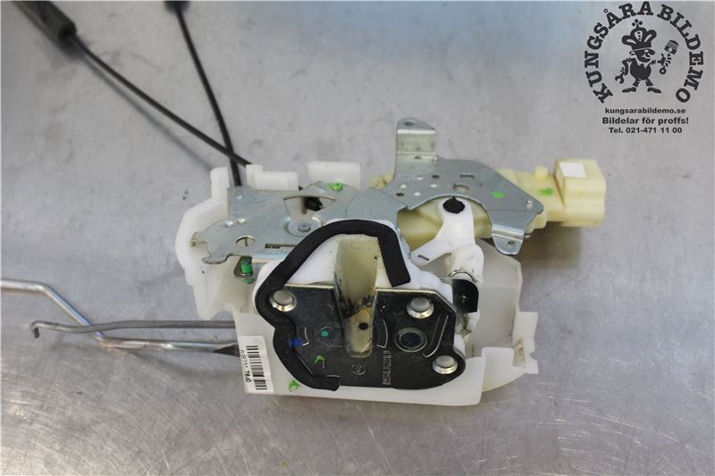 Isuzu D-MAX II (TFR, TFS) Door lock 260713, 898231-7640, 8982317681