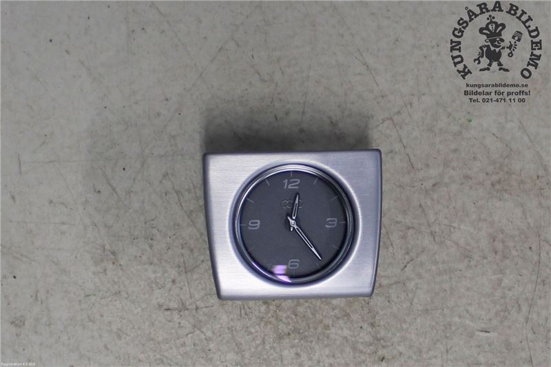 Horloge AUDI A8 (4H2, 4H8, 4HC, 4HL)