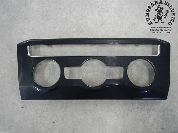 Beklædning -u - instrument VW TIGUAN (AD1)