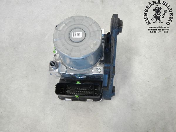 ABS-Pumpe AUDI Q3 (F3B)