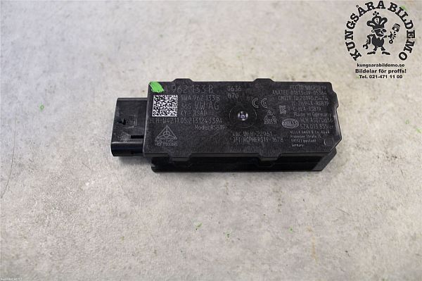 boitier commande fermeture centraliser SKODA OCTAVIA IV Combi (NX5)