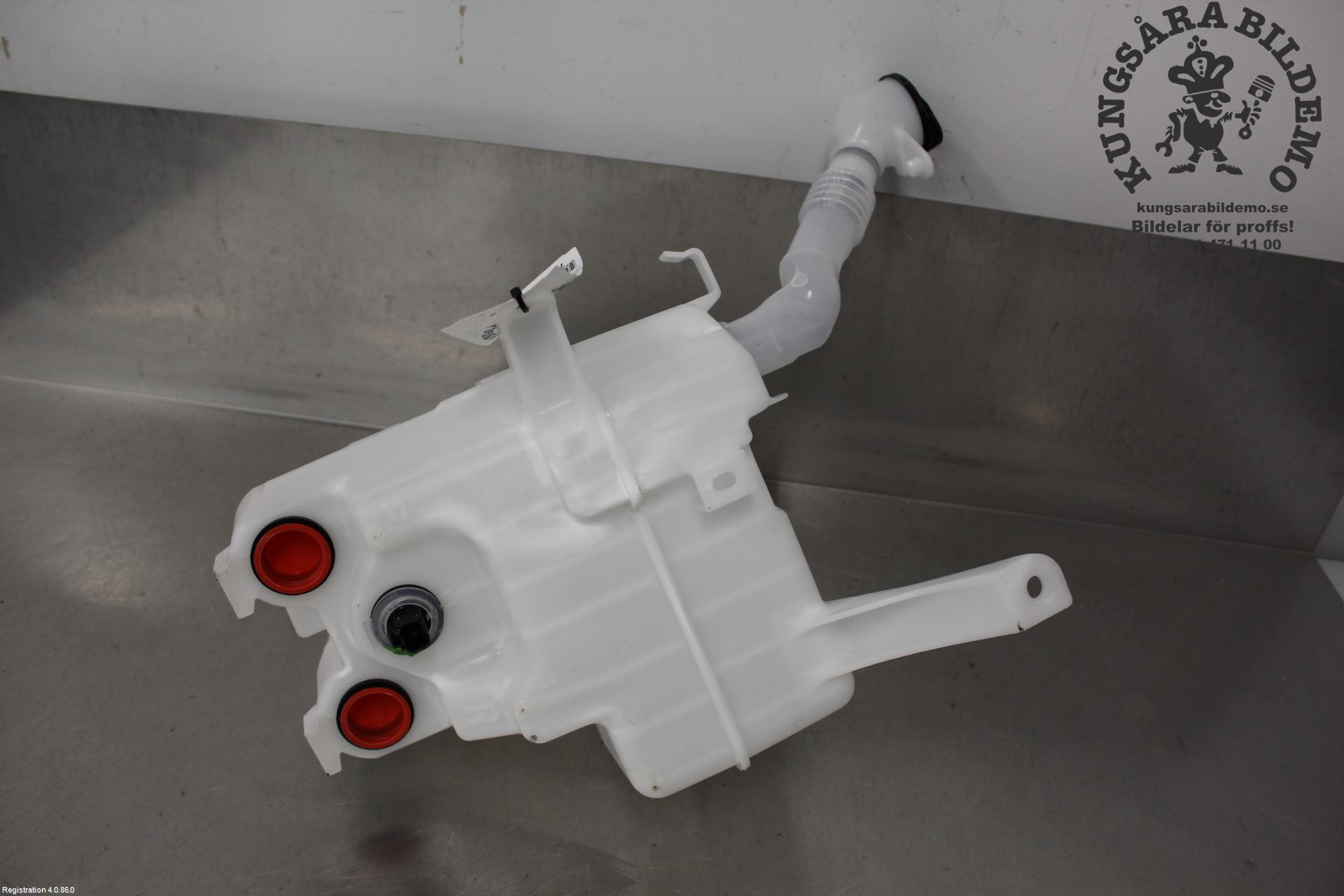 Lexus CT (ZWA10_) Sprinkler container 8531576100, 8535976031