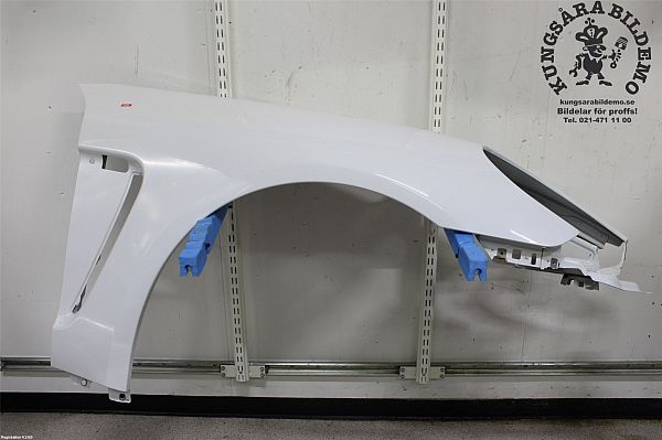 Front wing right PORSCHE PANAMERA (970)