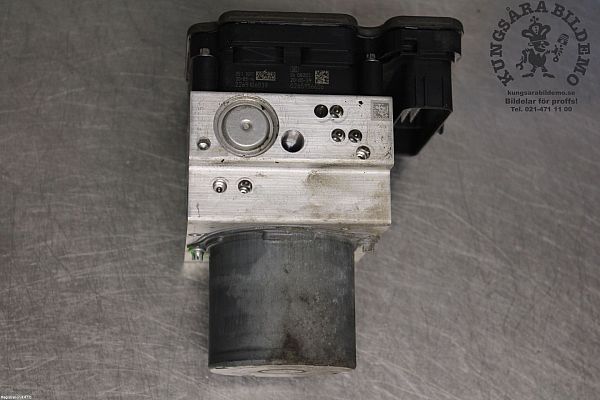 ABS - pump PORSCHE TAYCAN (Y1A)