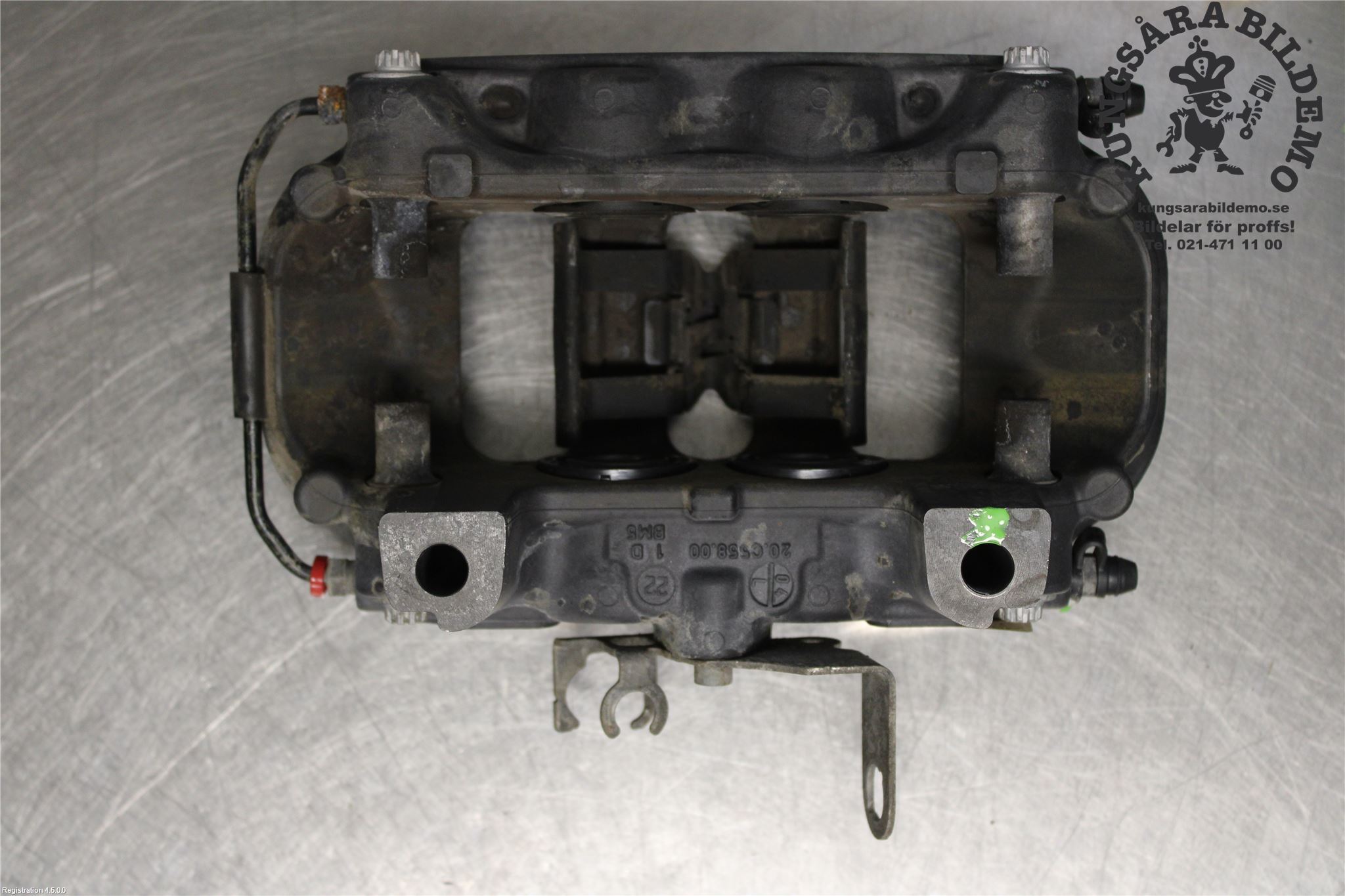 Étrier de frein arrière pour Porsche 911 et 912 (1965-1968) - côté droit Étrier de frein arrière pour Porsche 911 et 912 (1965-1968) - côté droit