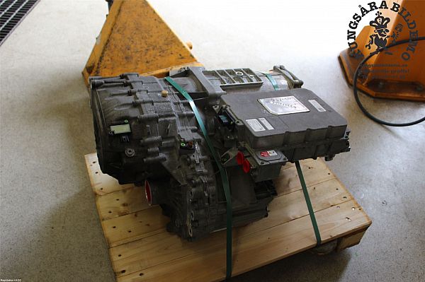 Motor - elektrisk - bag PORSCHE TAYCAN (Y1A)
