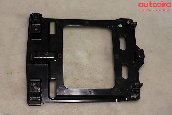 Radioblende VOLVO XC40 (536)