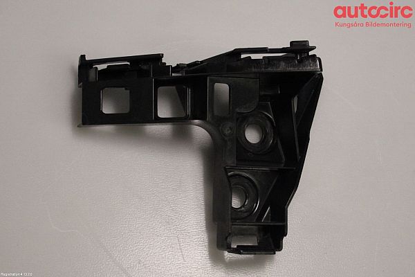 Rear bumper mounting bracket