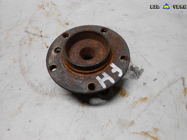 Front hub BMW 5 (E39)