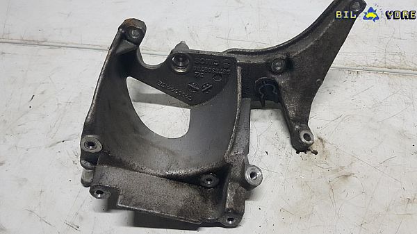 Fuel filter bracket