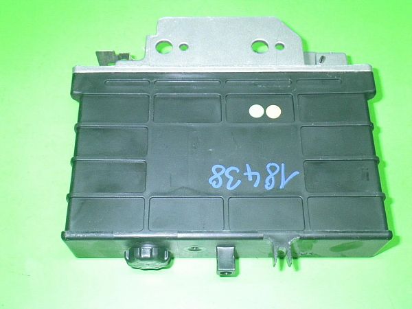 Gear - eletronic box AUDI A6 Avant (4A5, C4)