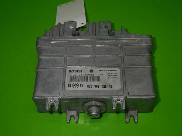 Computer motormanagement VW GOLF Mk III (1H1)