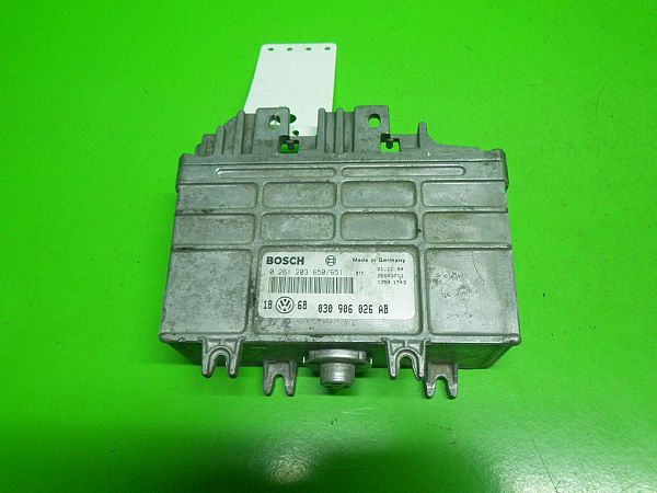 Computer motormanagement VW GOLF Mk III (1H1)