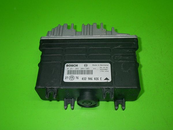 Engine control unit (ECU) VW GOLF Mk III (1H1)