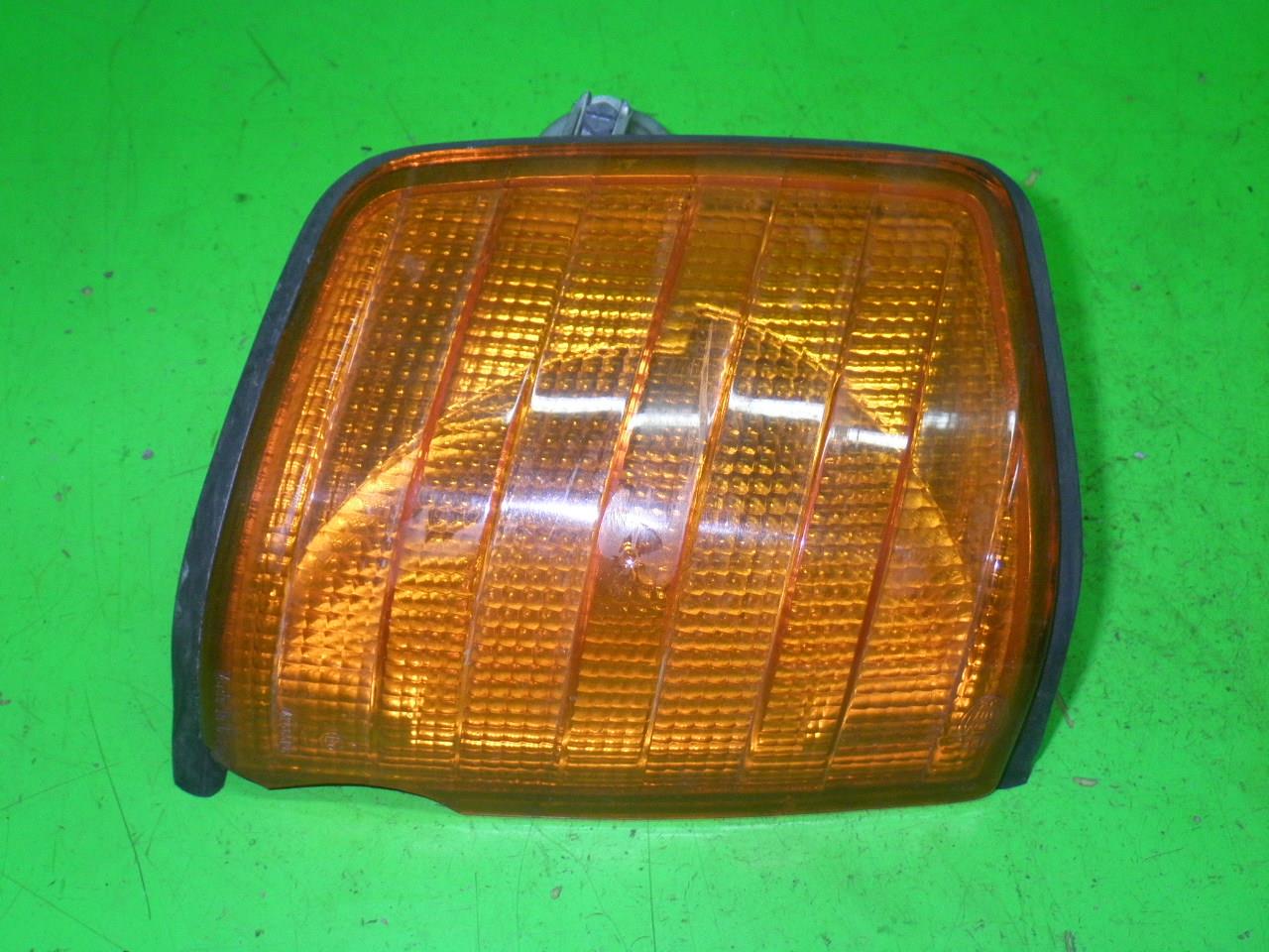 Indicator - wing MERCEDES-BENZ 190 (W201)