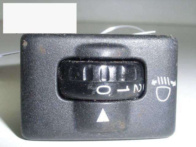 Przełącznik regulacji świateł SUZUKI WAGON R+ Hatchback (EM)